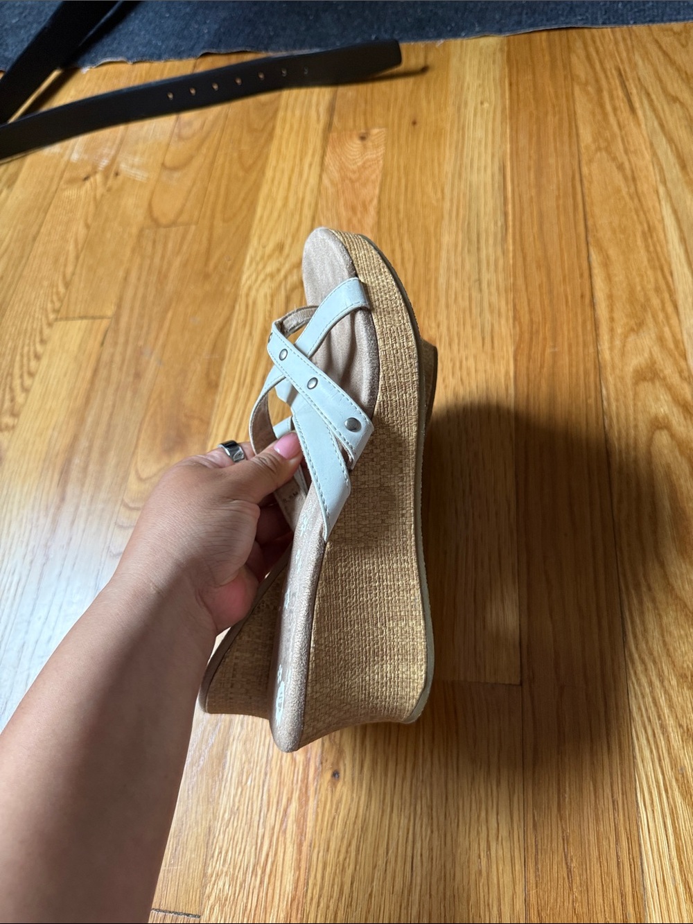 Y2K Mudd White Strappy Slide Sandals - Women - Picture 3 of 3